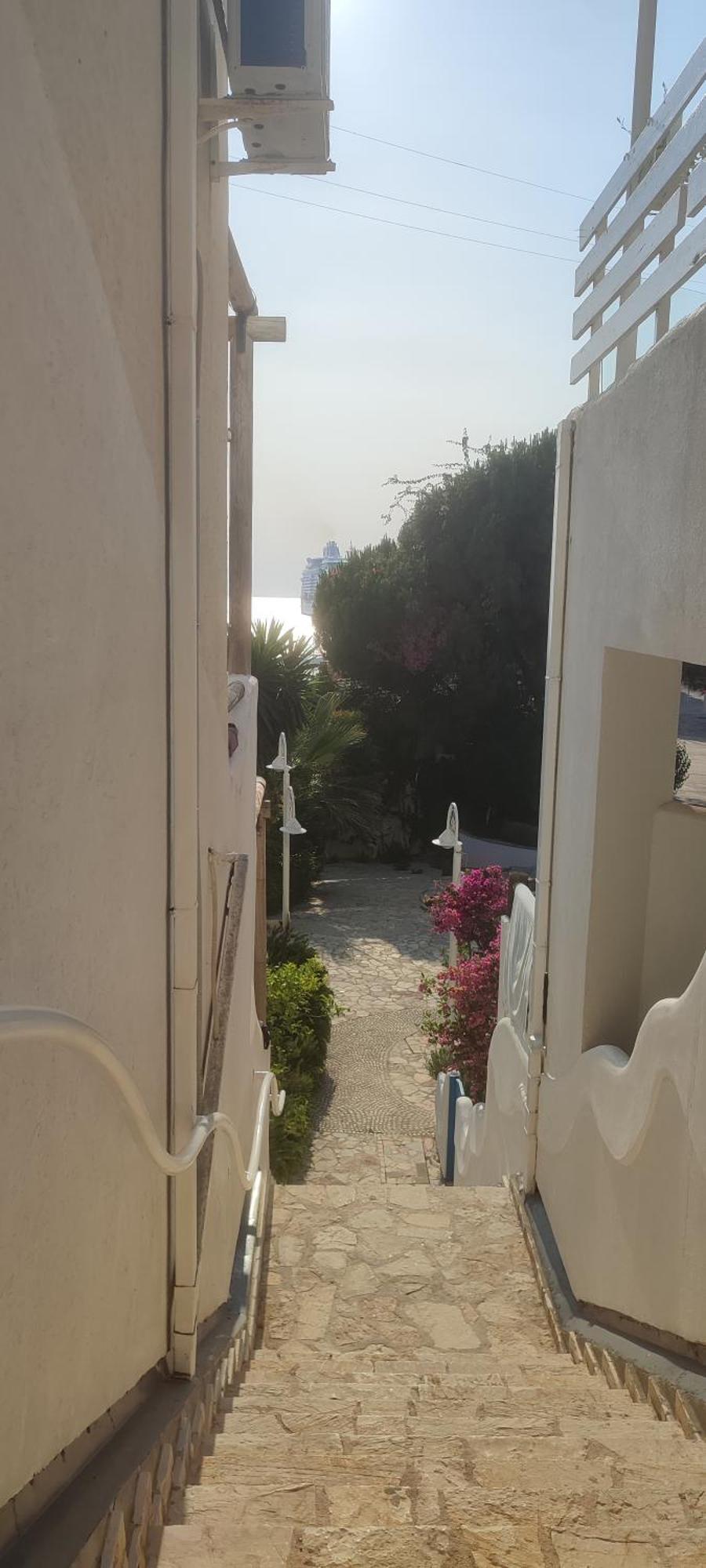 Sea Breeze Apartment Bougainville Bay Sarandë Eksteriør billede