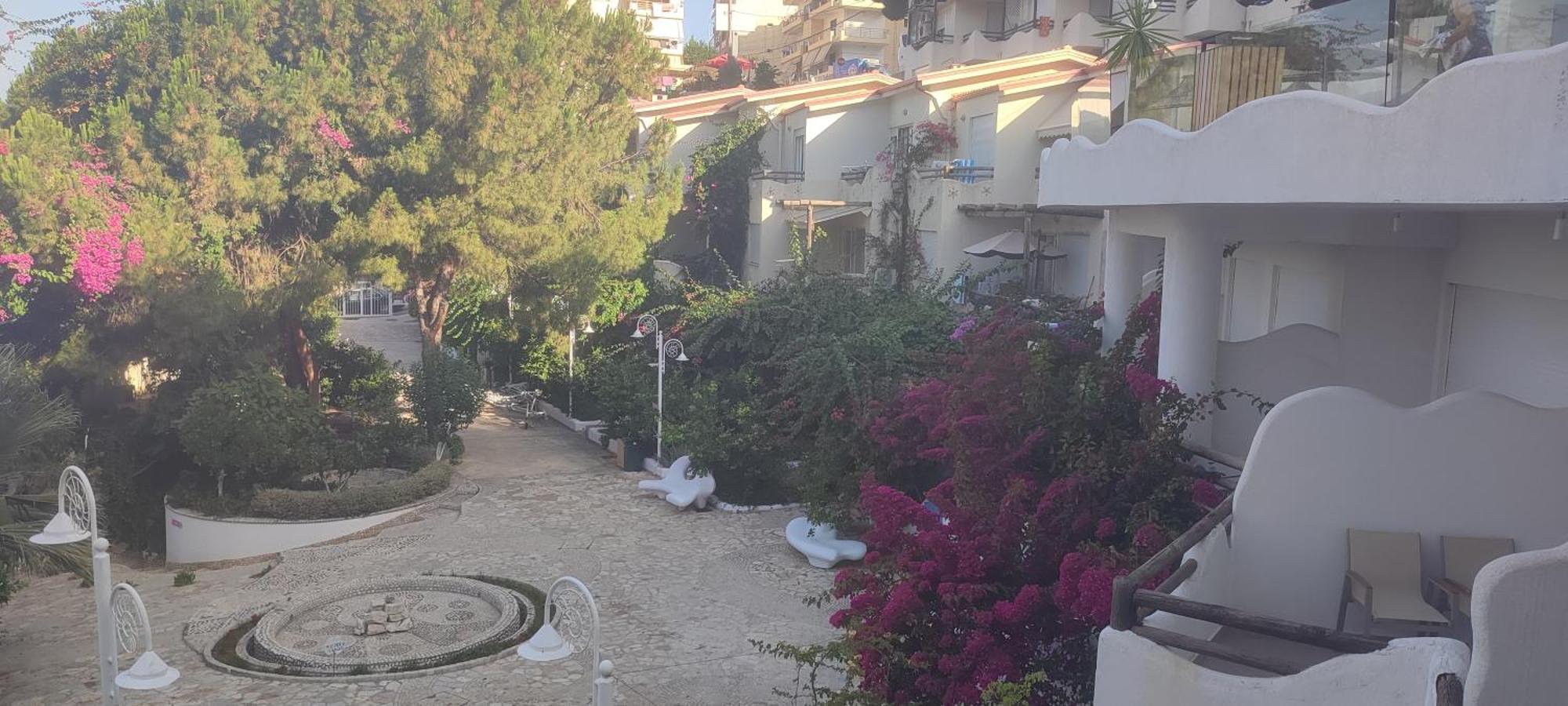 Sea Breeze Apartment Bougainville Bay Sarandë Eksteriør billede
