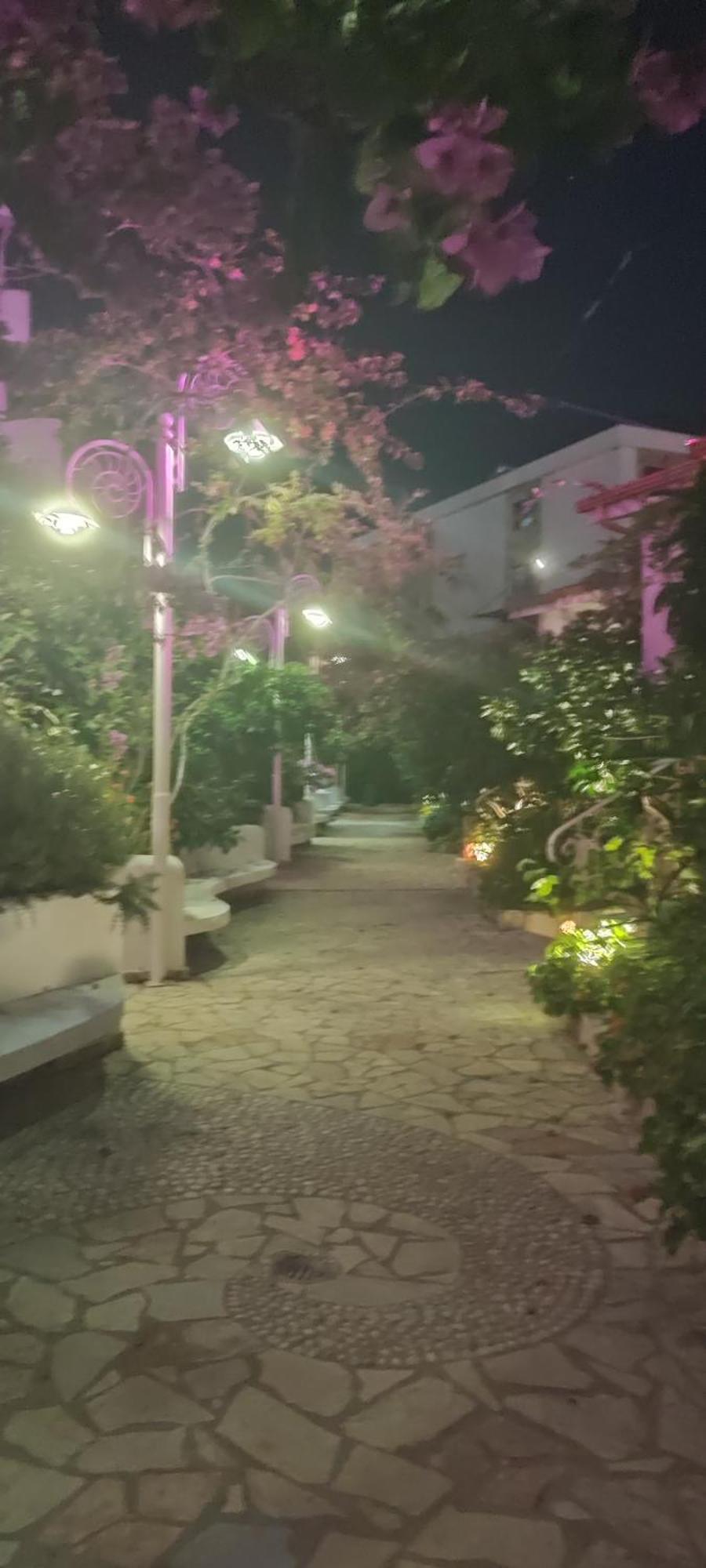 Sea Breeze Apartment Bougainville Bay Sarandë Eksteriør billede
